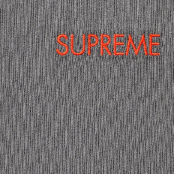 Supreme Washed Capital S/S Top - Picture 2 of 5